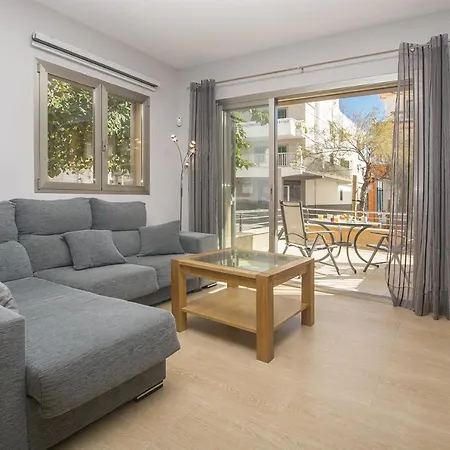 Yourhouse Bosset Platja Beach House Holiday home *