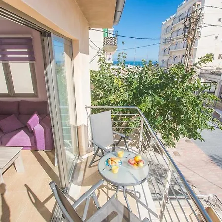 Yourhouse Bosset Platja Beach House Holiday home